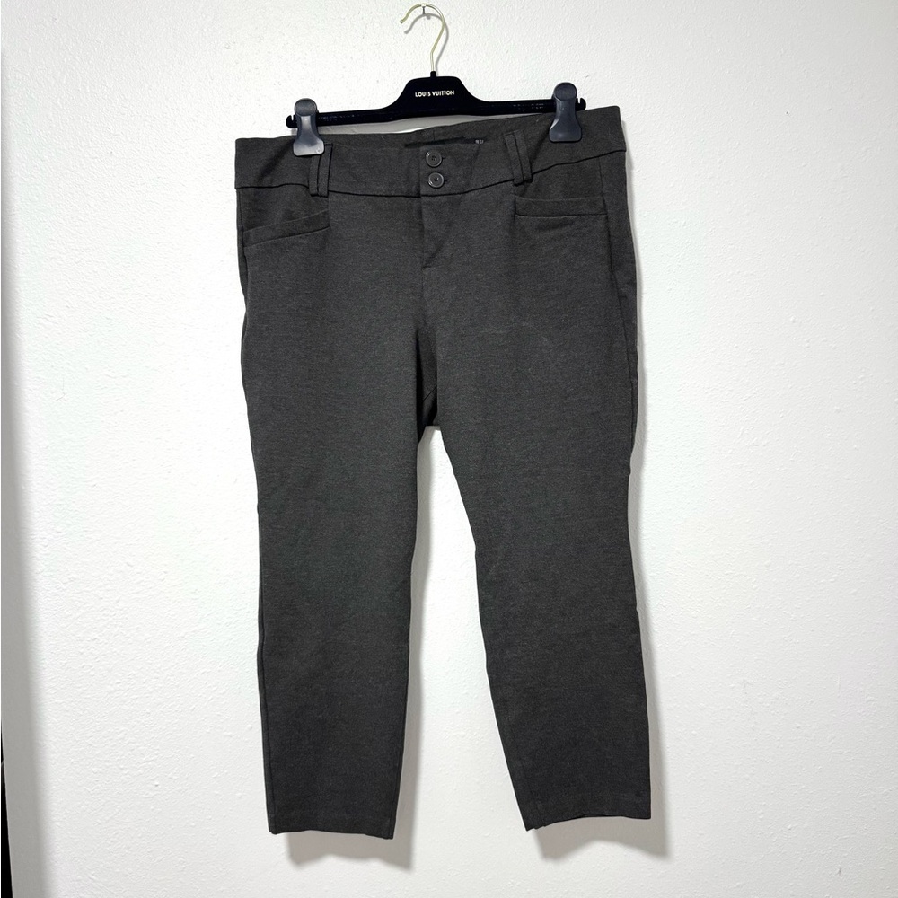 Torrid Gray Capri